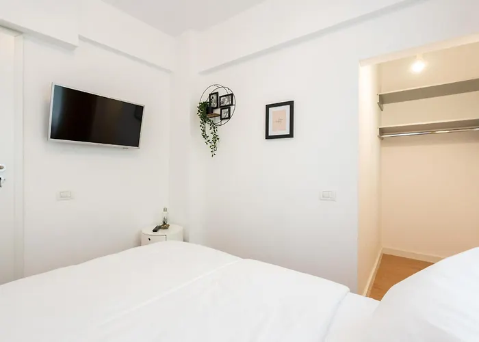 Nirvana Calea Victoriei * ブカレスト